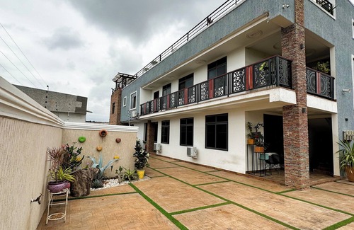 Nungua Apartment | Enchanting 2-bedroom apartment with AC in Tema Comm 12 Annex