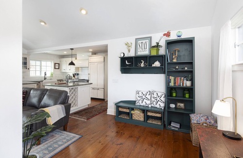 Cayucos House | Enchanting 2-bedroom home half a block to the beach