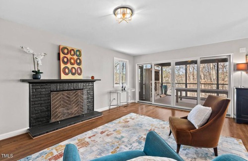 Chapel Hill House | Enchanting 3-bedroom house with AC in Chapel Hill