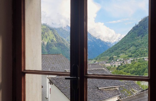 Mesocco Ski Chalet | Enchanting 4-bedroom chalet in Mesocco