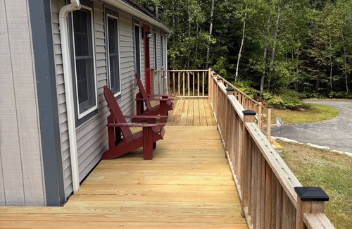 Sunday River Area Ski Chalet | Enchanting 4-bedroom chalet with WiFi in Andover