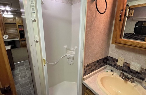 Chapman RV Rental | Enchanting camper-cabin life in small town Chapman Kansas with all amenities