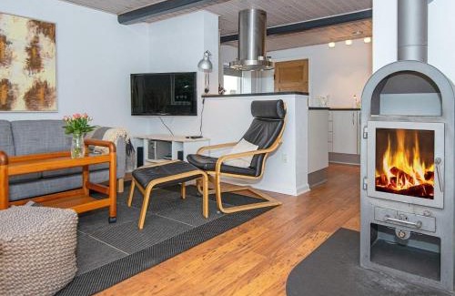 Nordborg House | Enchanting Cottage in Oksbol Oasis-By Traum