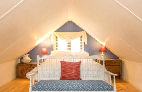 Allenspark Cabin | Enchanting log cabin mountain woods and meadow with free wifi