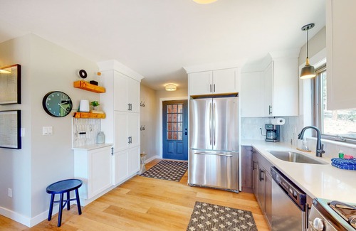 Durango - Purgatory House | Enchanting mountainside home with fireplace, skiing, lake view, & washer/dryer
