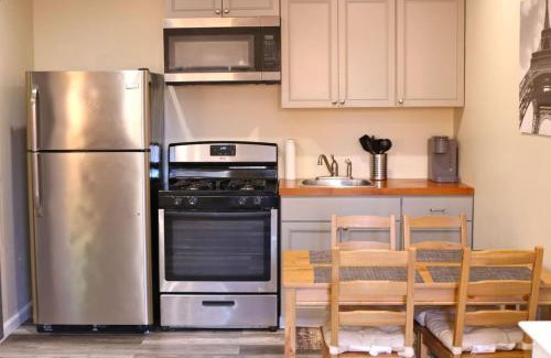 Canyon Country Apartment | Enchanting suite nestled in quaint Santa Clarita