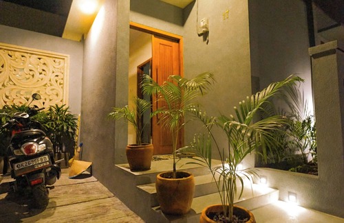 Blahbatuh Villa | Enchanting villa with AC in beautiful Bali With View of Rice Padi Terrace