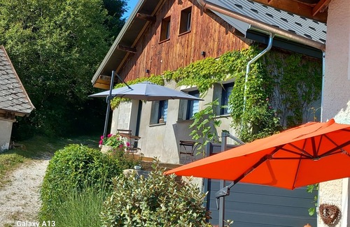 Leschaux House | Encien Petit Atelier Rénover a15 Minute du lac d Annecy et à Côté de Sentiers