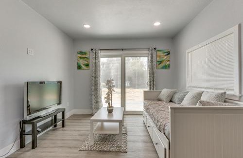Clearlake Apartment | End Unit with Clear Lake Access in NorCal!