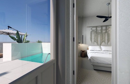 Skiros Villa | Endearing Skyros Suite | Ocean Suite | 1 Bedroom | Private Pool | Garden View |.