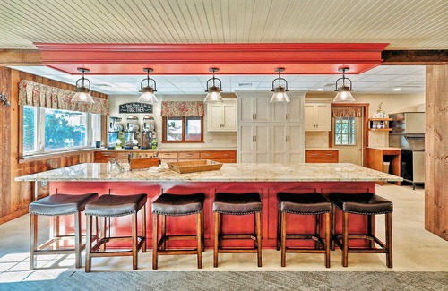 Annville House | Endless Family Fun @ Private LUX Retreat Sleeps 25