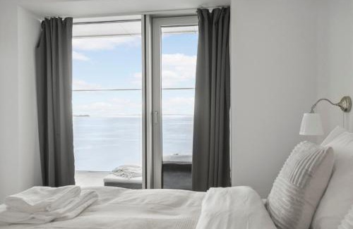 Aarhus C Apartment | Endless ocean views with private balcony