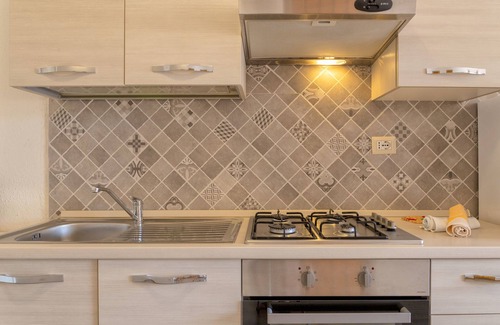 Trinita d'Agultu e Vignola Apartment | 'Endless Summer' Apartment with Sea View, A/C & Balcony