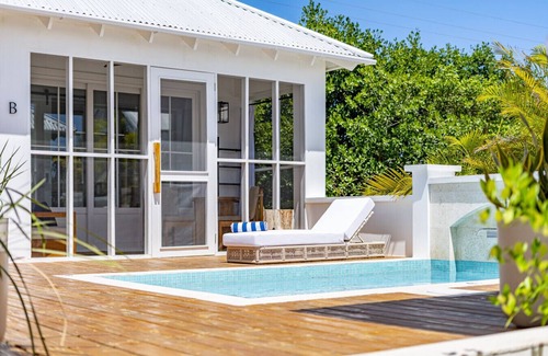 San Pedro Cottage | Endless Summer at Mahogany Bay - Unit B