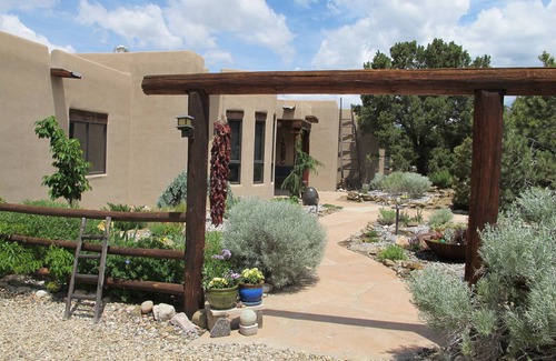 Taos House | Endless Views! Elegant Adobe in luxury neighborhood. With Hot tub.