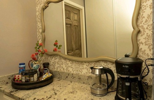 George Bush Park/Eldridge Apartment | Energy Corridor Guest suite colse to every thing
