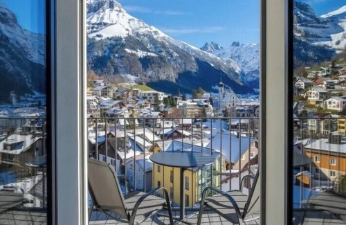 Engelberg Apartment | Engelberg Four Bedroom Apartment With Mountain View