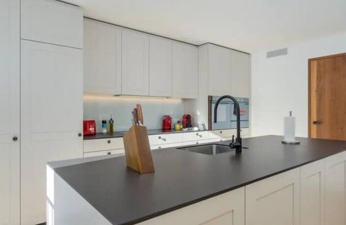 Engelberg Apartment | Engelberg Two Bedroom Apartment With Mountain View 2