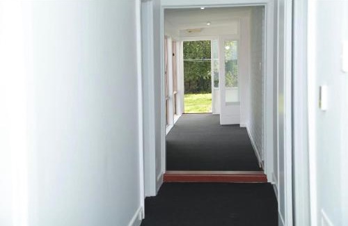 Broadmeadows House | Engelhardt Guest House