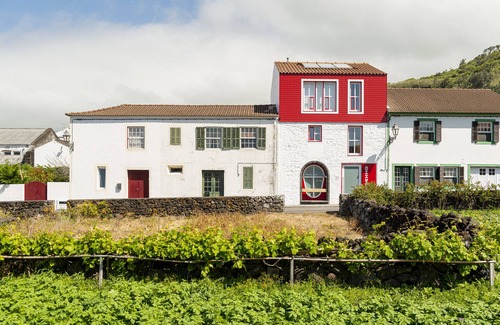 Lajes do Pico Apartment | Engenho Hostel - Sea View Room