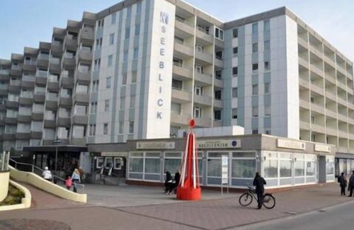 Borkum Apartment | Enjoy a fantastic view of the North Sea! In this cozy fer