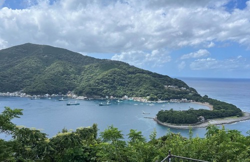 Hedamura House | Enjoy a luxurious view of Mt Fuji bathed in the setting sun and sparkling Toda Bay A blissful time/Numazu Shizuoka