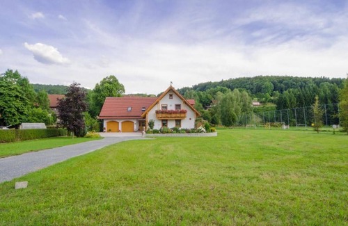 Hollfeld Condo | Enjoy a quiet, relaxing vacation in the beautiful Franconian countryside