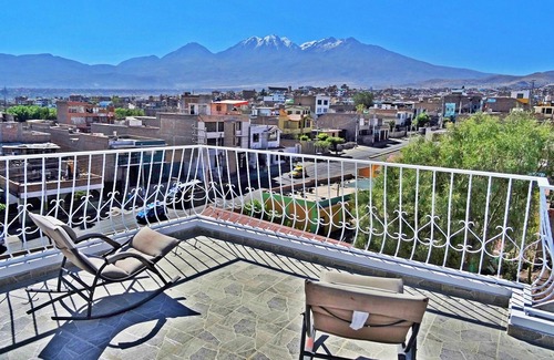 Alto Selva Alegre House | Enjoy a relaxing time at La Casa H- !Cheaper rates for smaller groups!