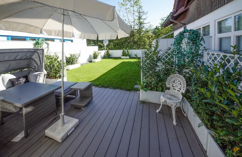 Munchen District Apartment | Enjoy a relaxing break in this attractive vacation apartment in an excellent location.