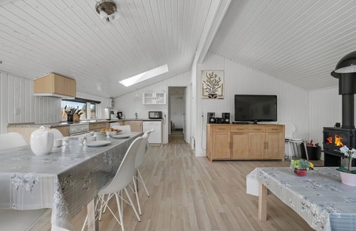 Fjerritslev House | Enjoy a relaxing holiday in this holiday home on a quiet and undisturbed property.