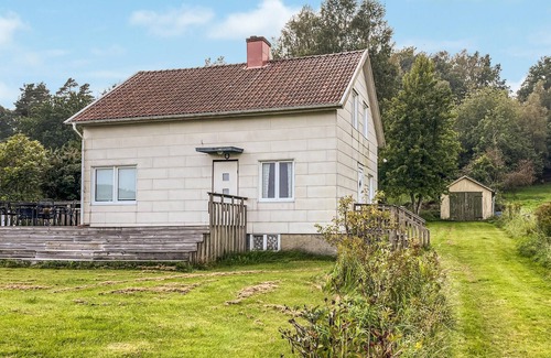 Falkenberg Municipality House | Enjoy a relaxing vacation in this cozy cottage.
