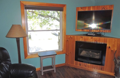 Cape Vincent Apartment | Enjoy a spectacular view of the St. Lawrence River from the Owner’s Apartment.