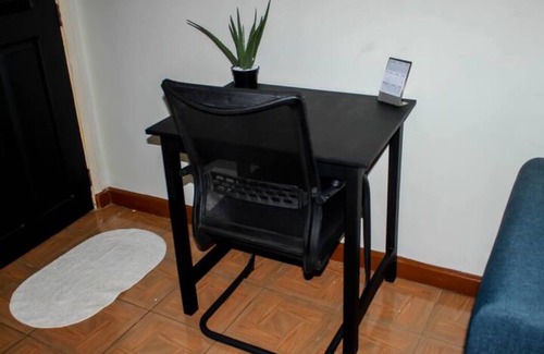 Kisumu Apartment | Enjoy a stylish experience at this centrally located abode to the CBD & Airport