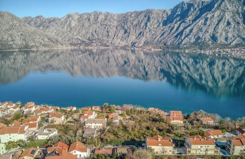 Prcanj House | Enjoy a unique house with sea view in Kotor