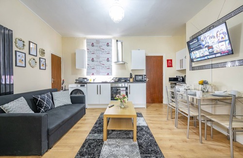 Chapeltown Apartment | Enjoy a Wonderful and Relaxed Stay in out Beautiful Home