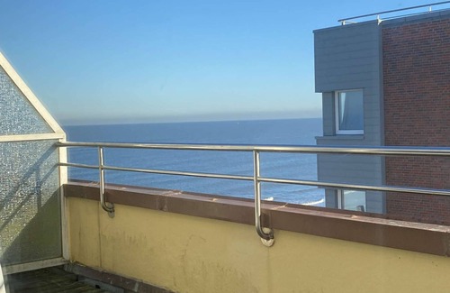 Wangerooge Apartment | Enjoy a wonderful vacation with a direct sea view!