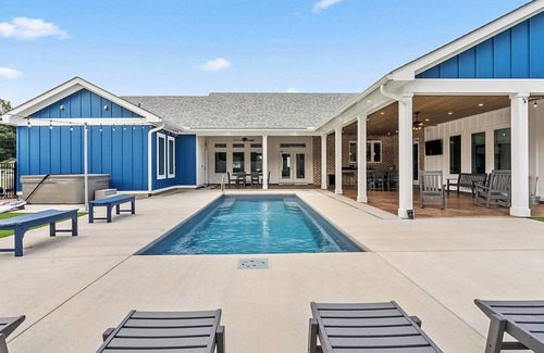 Foley House | Enjoy all the amenities of your private resort!