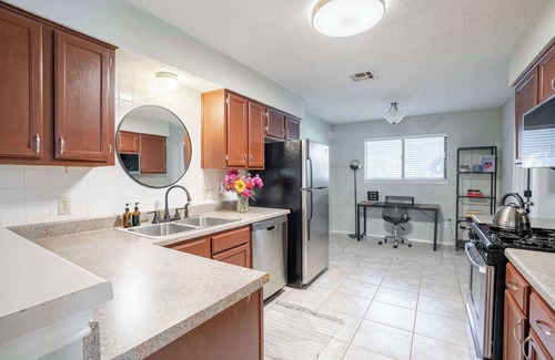 Maple Run House | Enjoy ATX | Spacious, Perfect for Families