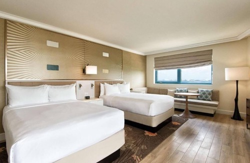 Garrison Historic Area Hotel | Enjoy Direct Beach Access at 4 Charming Ocean View Suites at Needham's Point
