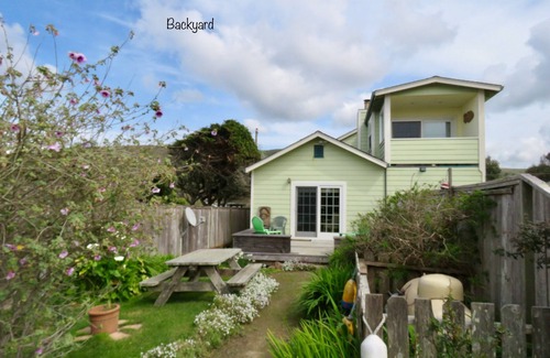Salmon Creek Cottage | Enjoy Fresh Ocean Breezes, No Crowds In Small Community Setting