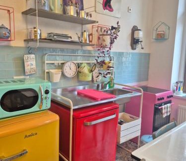 Goerlitz Apartment | Enjoy Goerlitz Augustastrasse Parkplatz und Balkon
