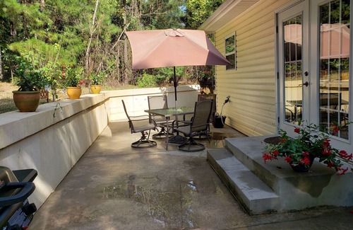 Macon House | Enjoy Lake Tobesofkee