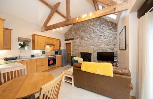 Crowdecote Cottage | Enjoy life in the slow lane at Walker's Rest Cottage