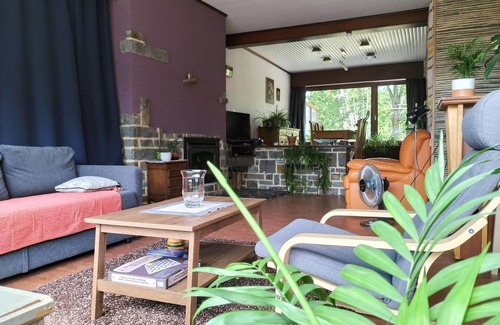 Lorcy House | Enjoy peace and quiet in this spacious vacation home on the outskirts of Saint-Hubert.