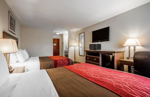 Monterey Park House | Enjoy relaxing accommodations near Dodgers Stadium!