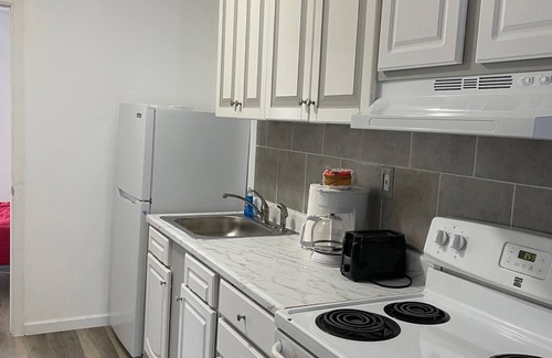 Whitesboro Apartment | Enjoy Shore Life not only for Summer, Cozy Apartment near Zoo and So much More!
