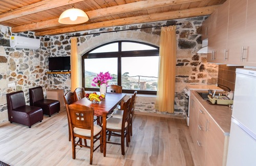 Agalianos Apartment | Enjoy South Crete at Villa Irena.