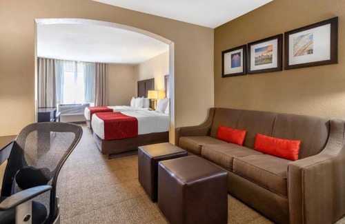 Highlands Ranch House | Enjoy spacious accommodations in Denver!
