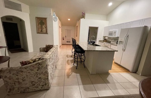 Lehigh Acres House | Enjoy Sunny Florida weather and endless sight seeing, beaches, and fishing.