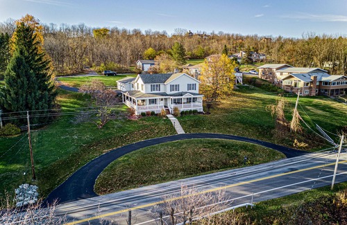 Canandaigua House | Enjoy swimming/boating in the lake, Fall Foliage, Wine trail, Skiing and Hiking